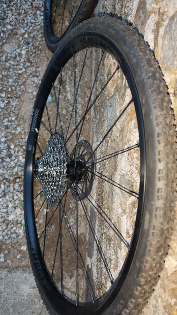Tweedehands Bontrager Paradigm Comp 25 2026 bike — afbeelding 2 van 6