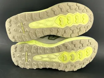 Used New Balance Fresh Foam Garoé V2 bike — image 14 of 15