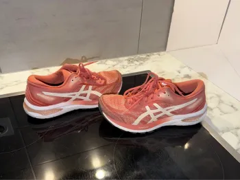 Used Asics Gel Glorify 5 Running Shoes