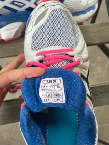 Käytetty Asics Gel-Nimbus 15 bike — kuva 2 / 5