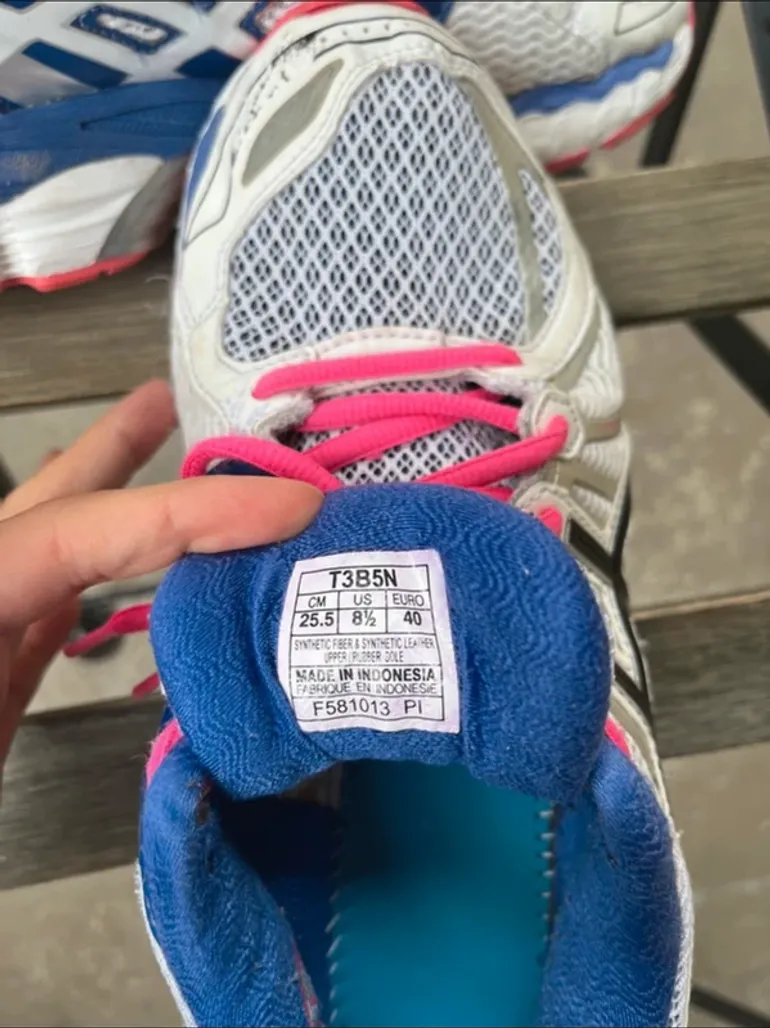 Käytetty Asics Gel-Nimbus 15 bike — kuva 2 / 5