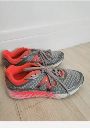 Käytetty New Balance Sneakers Running Shoes