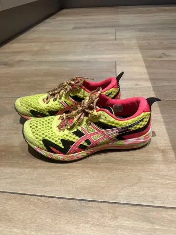 Asics Gel-Noosa TRI 12 Running Shoes usato