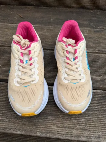 Tweedehands Hoka Bondi 9 bike — afbeelding 4 van 7