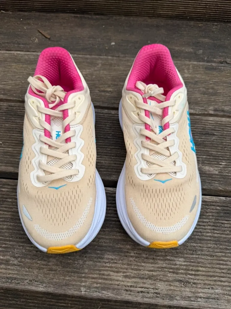 Tweedehands Hoka Bondi 9 bike — afbeelding 4 van 7