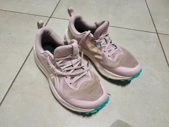 Used Asics Gel Sonoma 8 Running Shoes