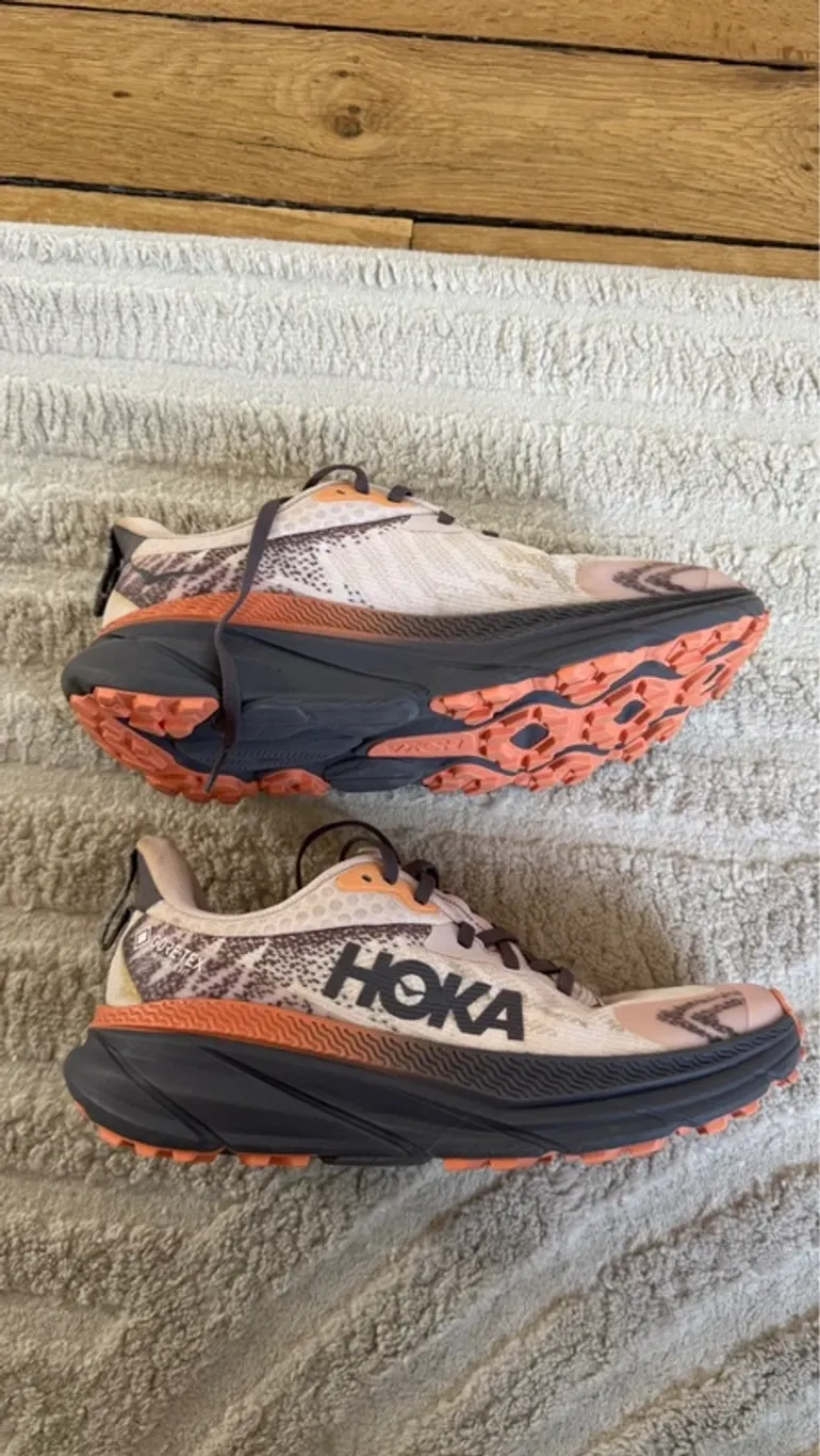 Used Hoka Trail Gore-Tex bike — image 4 of 4