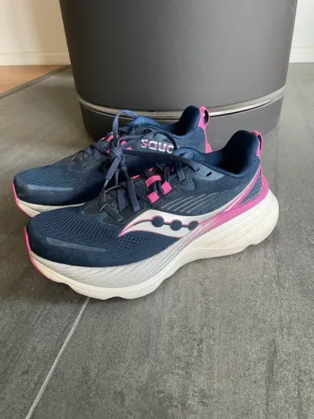 Saucony Laufschuhe Running Shoes usato