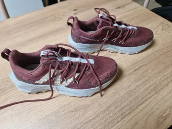 Used New Balance Tektrel v1 Running Shoes