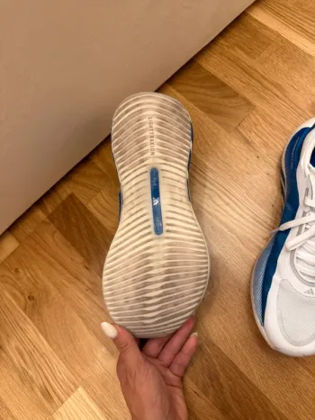 Used Adidas Hyperboost Edge bike — image 4 of 6