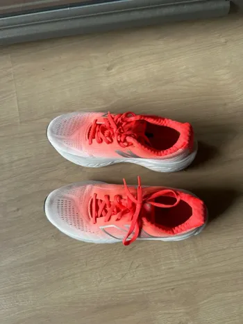 Tweedehands New Balance 1080 bike — afbeelding 3 van 5