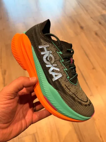 Käytetty Hoka Mach X 2 Running Shoes