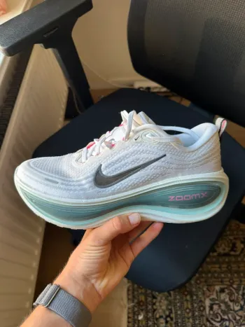 Použité Nike Vomero Plus bike — obrázek 2 z 9