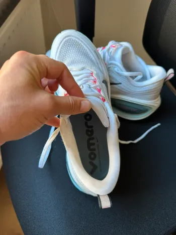 Použité Nike Vomero Plus bike — obrázek 4 z 9