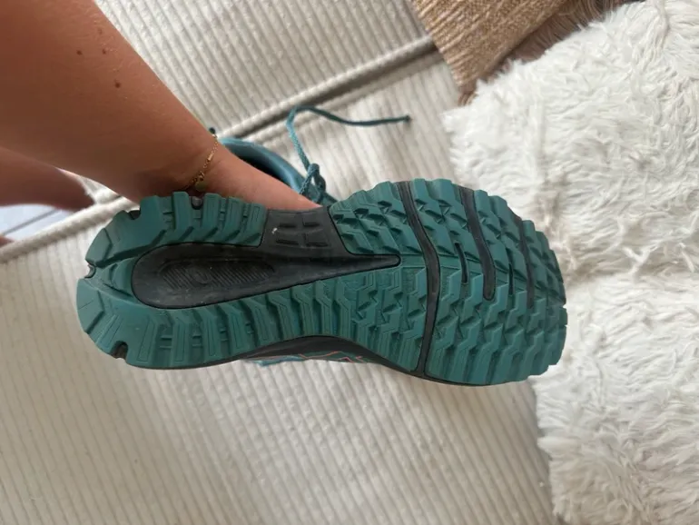 Used Asics femme bike — image 4 of 5