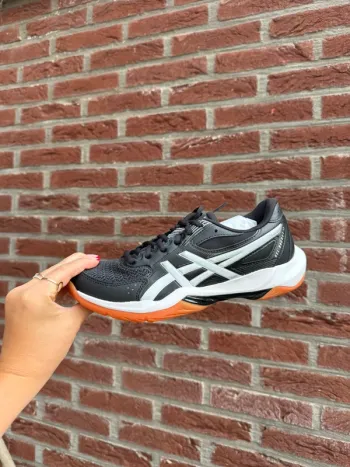 Asics Baskets Pointure 38 bike d'occasion — image 5 sur 6