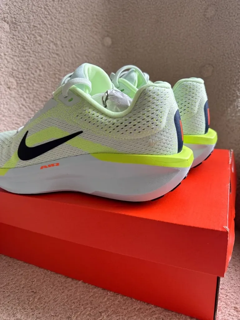 Used Nike Trail bike — image 3 of 9