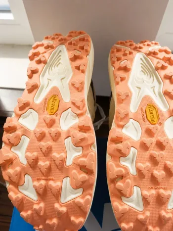 Gebrauchtes Hoka Speedgoat 7 bike — Bild 3 von 8