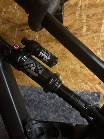 Used Fox Racing fox float x Performance elite bike — image 2 of 3