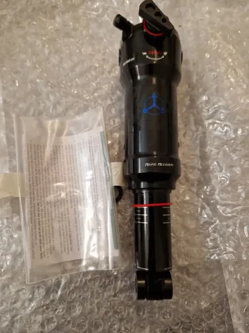 Used Rock Shox ROCKSHOX Deluxe RT3 185x55mm 2026 Rear Suspension