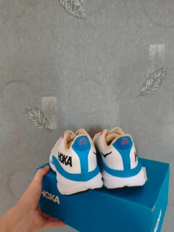 Used Hoka Shoes size 43 bike — image 3 of 6