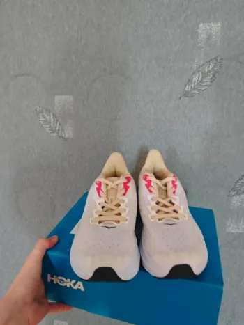 Used Hoka Shoes size 43 bike — image 2 of 6
