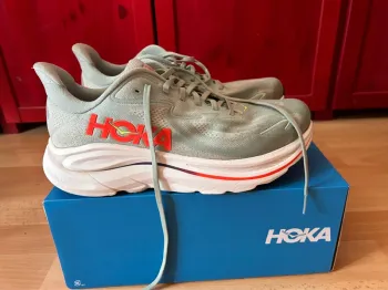 Used Hoka Clifton 10 Running Shoes