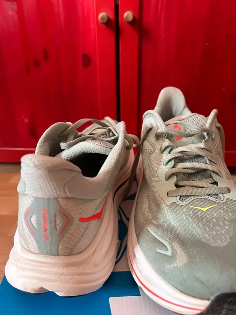 Used Hoka Clifton 10 bike — image 2 of 3