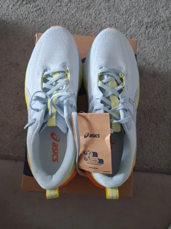 Used Asics Novablast 5 bike — image 8 of 10