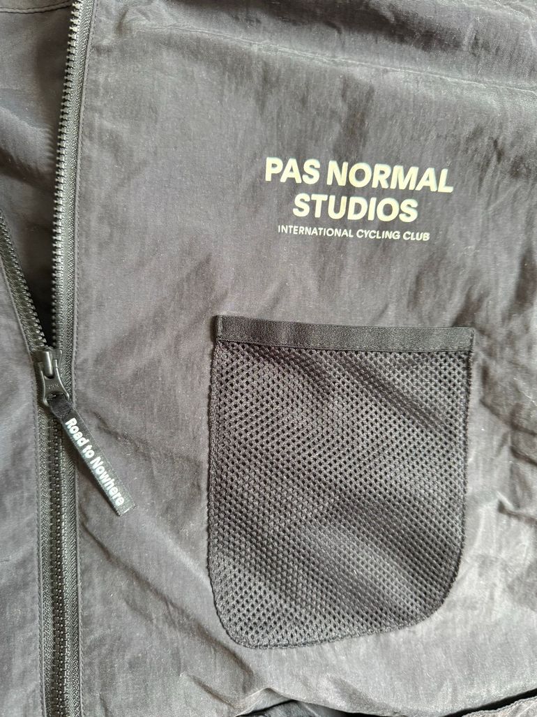 Used Pas Normal Studios Off-Race Work Jacket bike — image 5 of 9