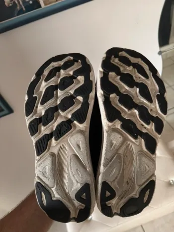 Used Hoka Clifton 9 bike — image 3 of 5