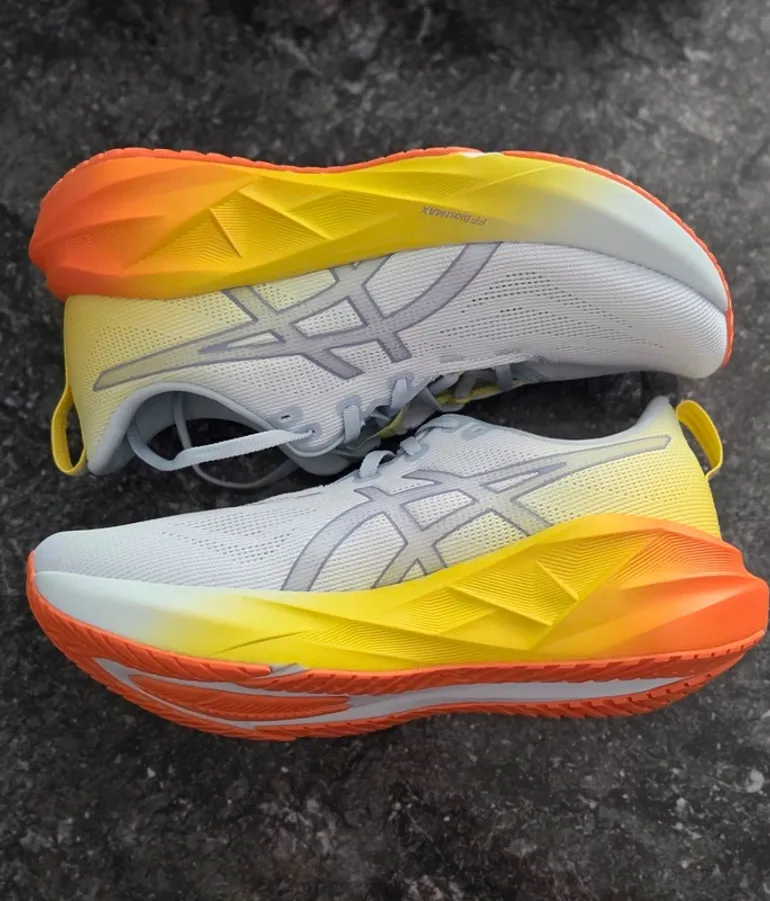 Used Asics Novablast 5 bike — image 6 of 13