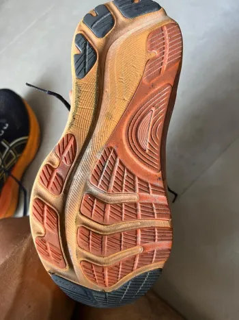 Used Altro Gel Kayano 32 bike — image 4 of 6