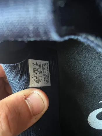 Used Altro Gel Kayano 32 bike — image 3 of 6