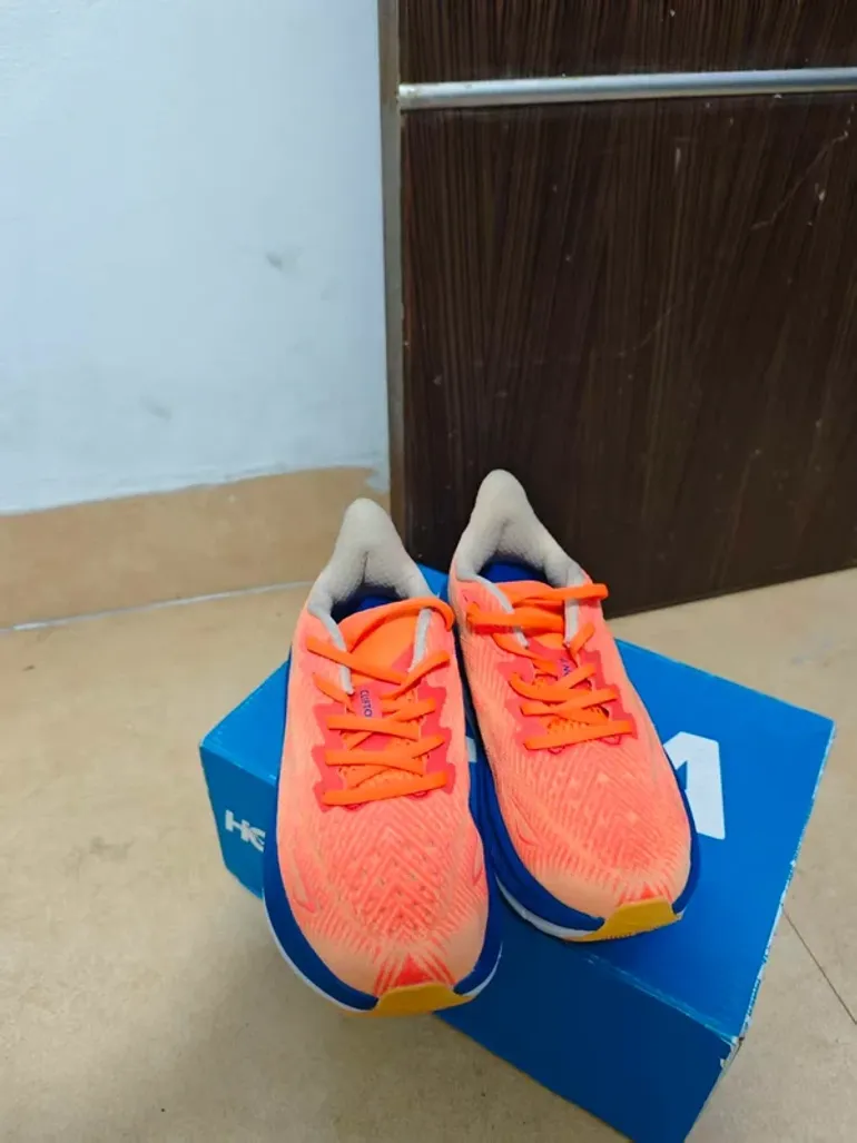 Brugt Hoka Shoes size 44 bike — billede 2 af 6