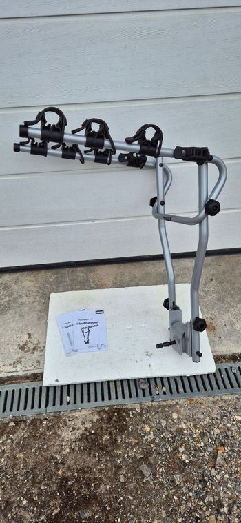 Used Thule HangOn bike — image 2 of 4
