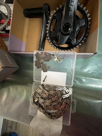 Brugt Sram xplr 12v Drivetrain & Pedals