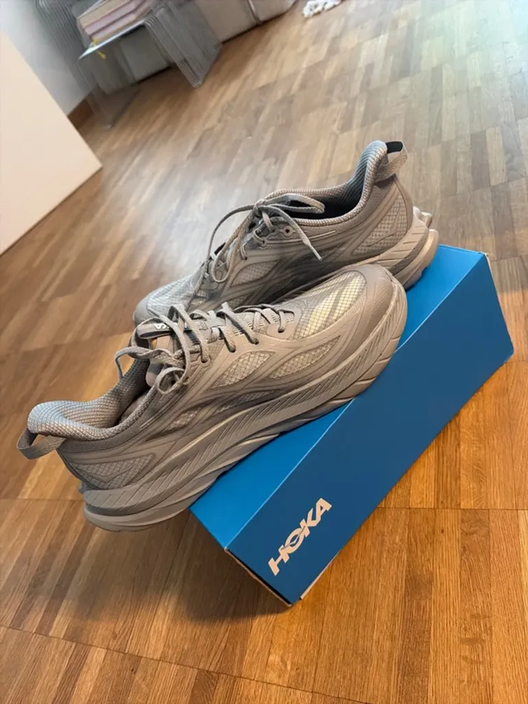 Used Hoka Mach Remastered bike — image 2 of 4