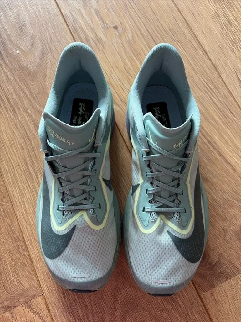 Used Nike Zoom Fly 6 bike — image 2 of 3