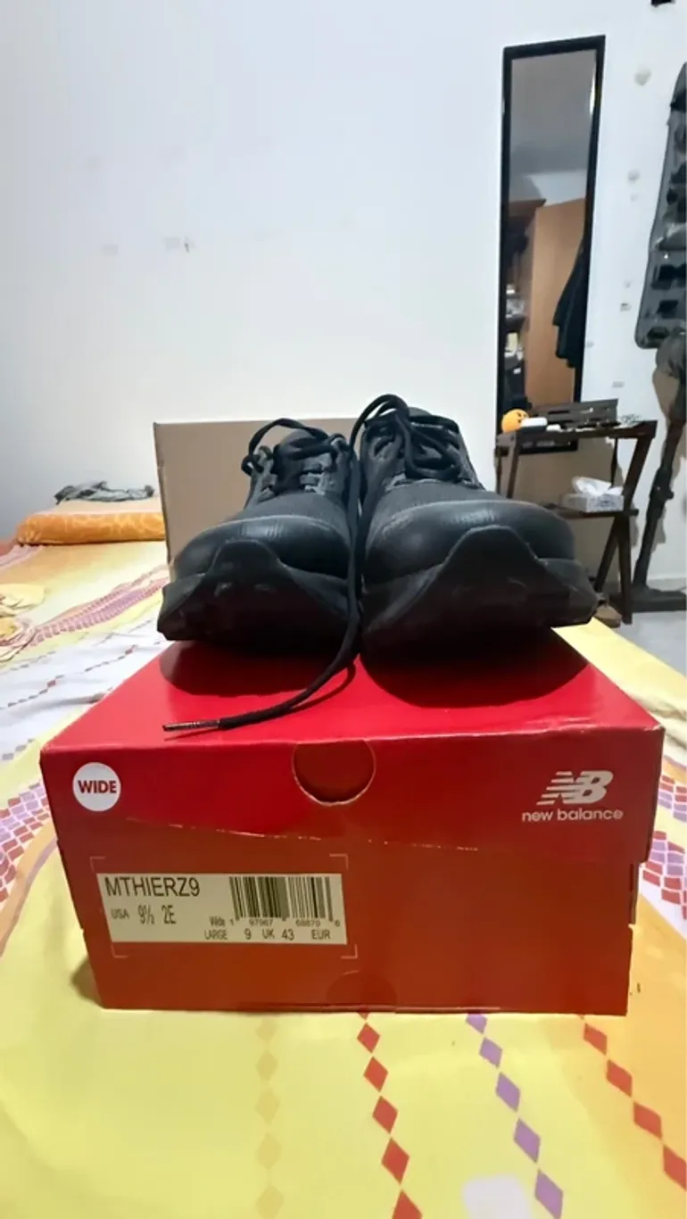 Used New Balance Hierro v9 bike — image 2 of 6