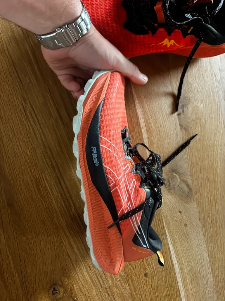 Brugt Asics Trabucco 13 bike — billede 3 af 4