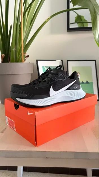 Gebrauchtes Pegasus Trail 3 Running Shoes