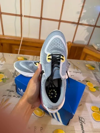 Used Nike Shoes Size 42 bike — image 3 of 9