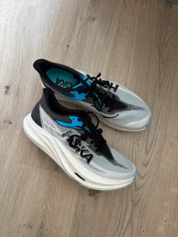 Hoka Rocket X3 Running Shoes usato