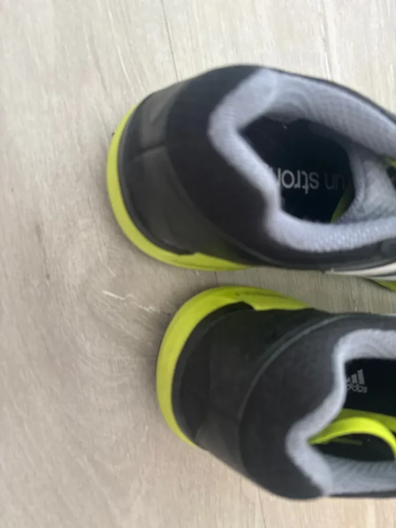 Used Adidas Run Strong bike — image 4 of 6