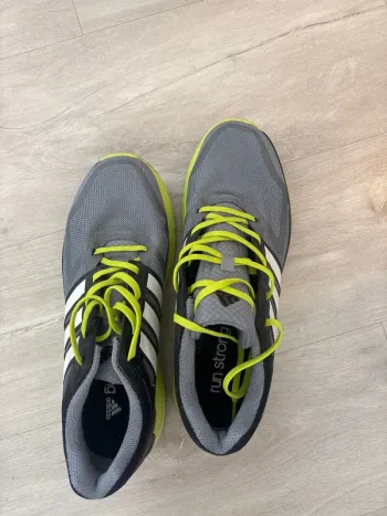 Used Adidas Run Strong bike — image 2 of 6