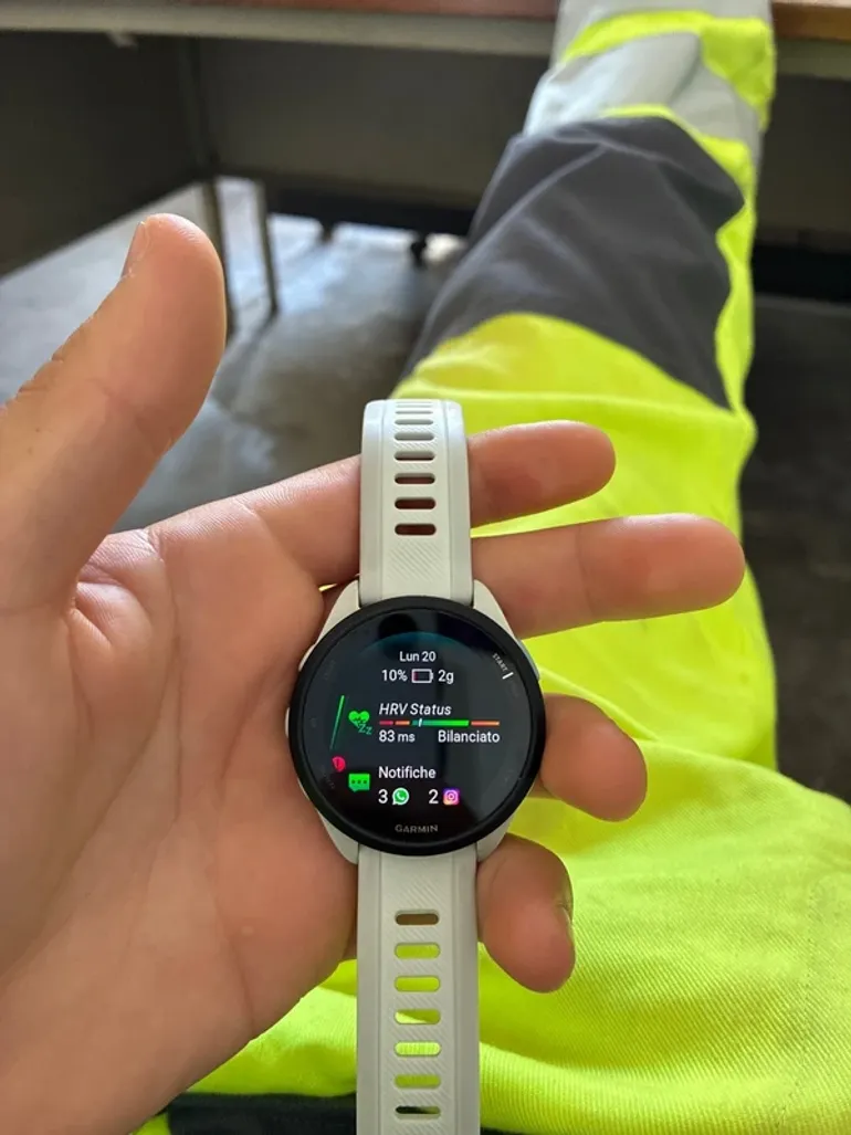 Used Garmin Forerunner 165 bike — image 5 of 7