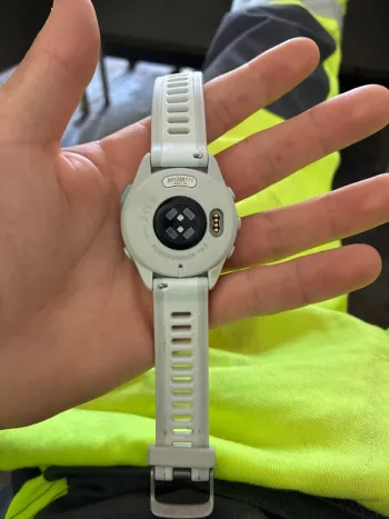Used Garmin Forerunner 165 bike — image 3 of 7