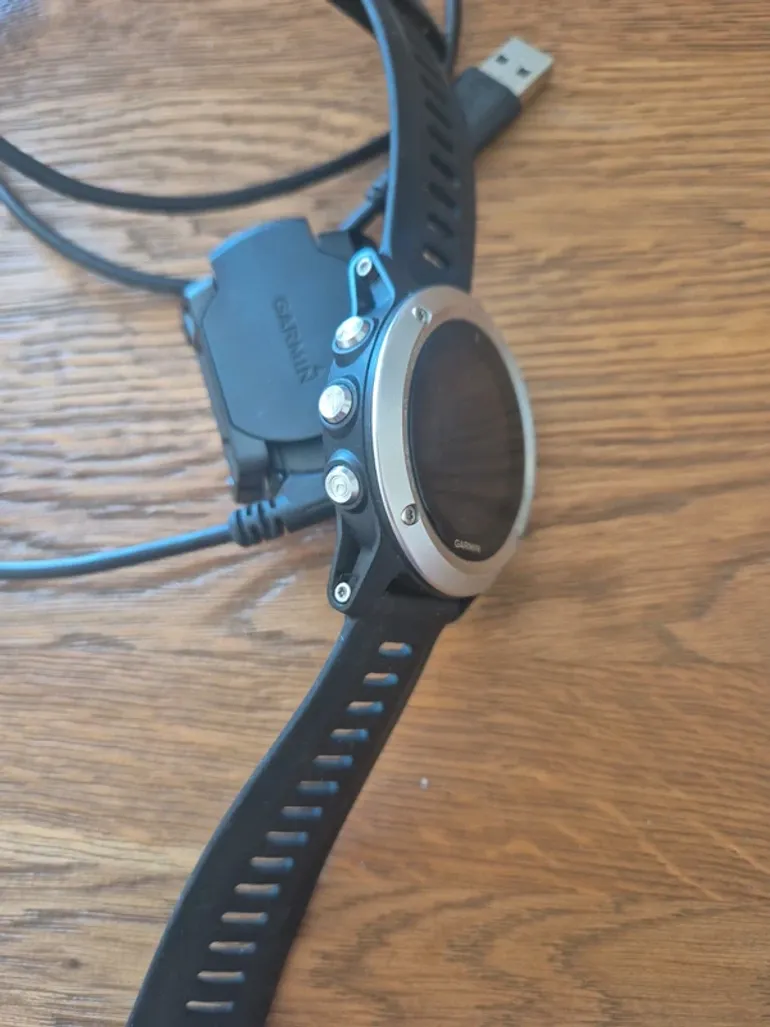 Used Garmin Fenix 3 HR bike — image 4 of 13