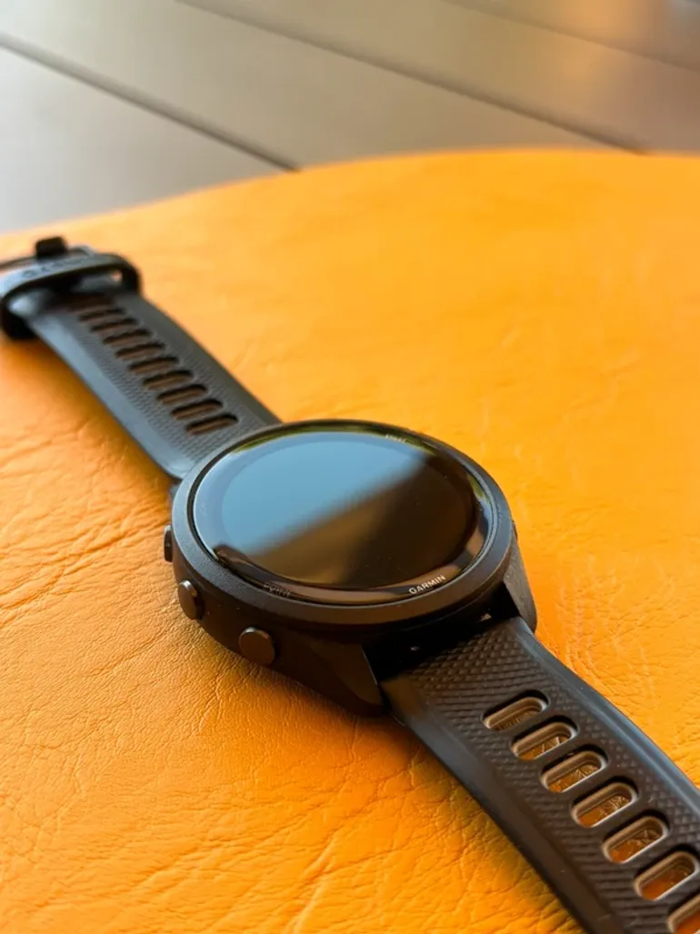 Used Garmin Forerunner 265 bike — image 3 of 6
